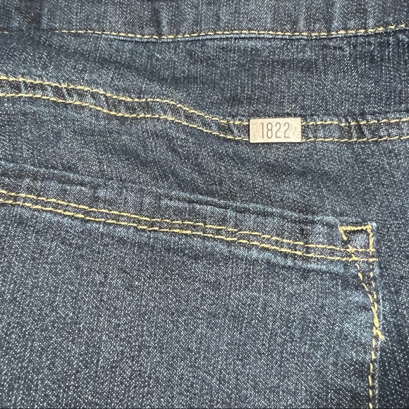 NEW 1822 Denim Pull On dark blue denim Capris Plus Size 22W - Picture 3 of 8